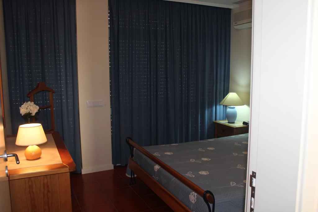 Apartamentos Varandas Da Rocha Portimao Room photo