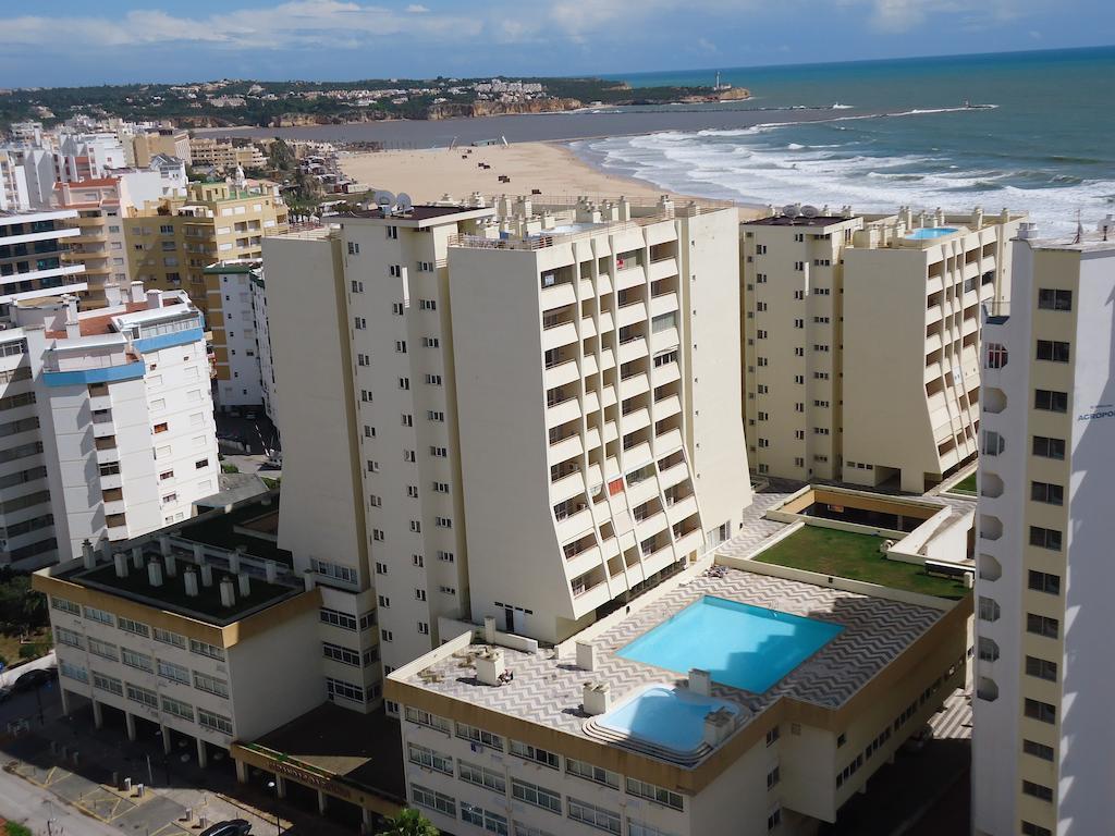 Apartamentos Varandas Da Rocha Portimao Exterior photo