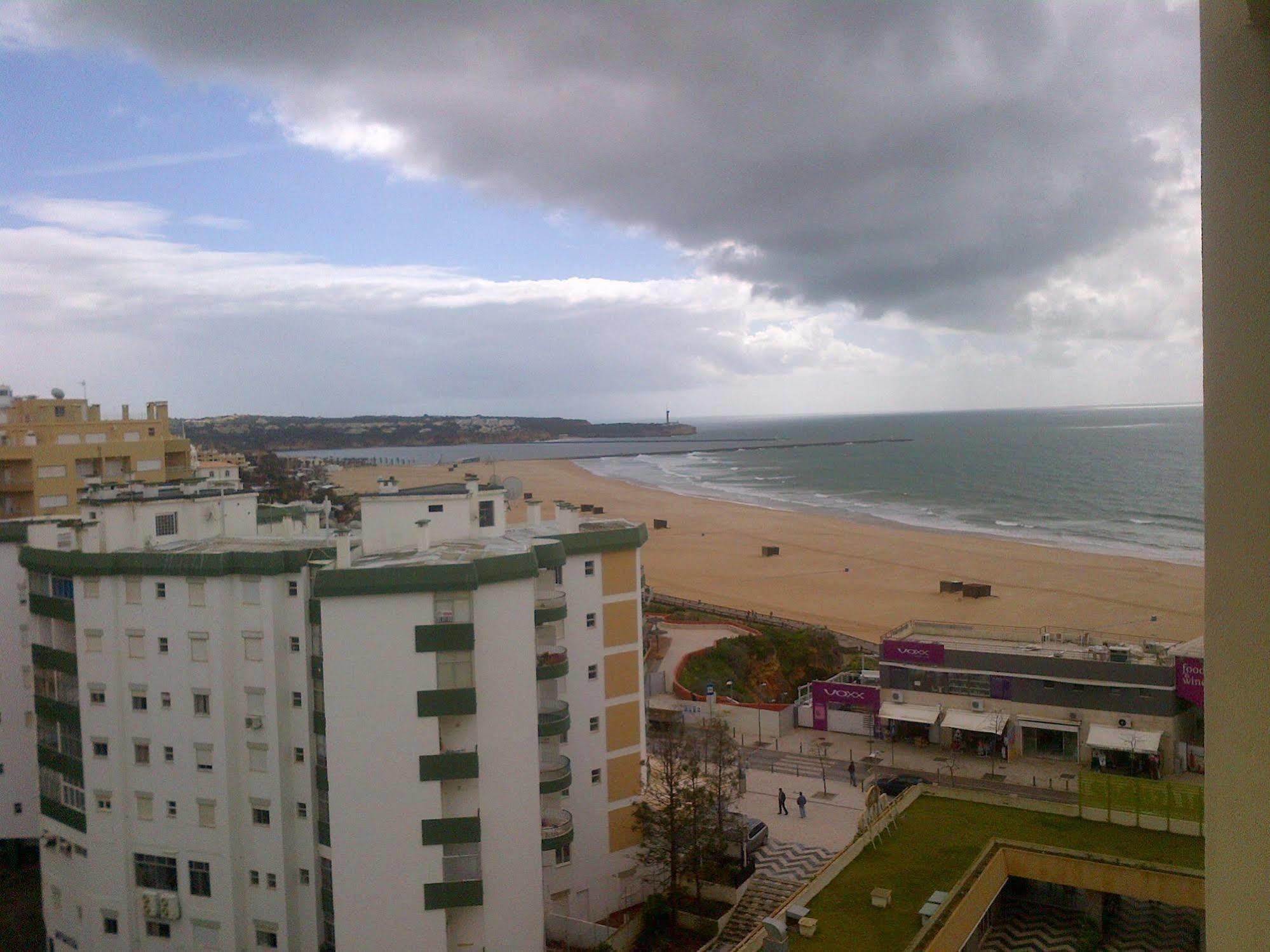 Apartamentos Varandas Da Rocha Portimao Exterior photo