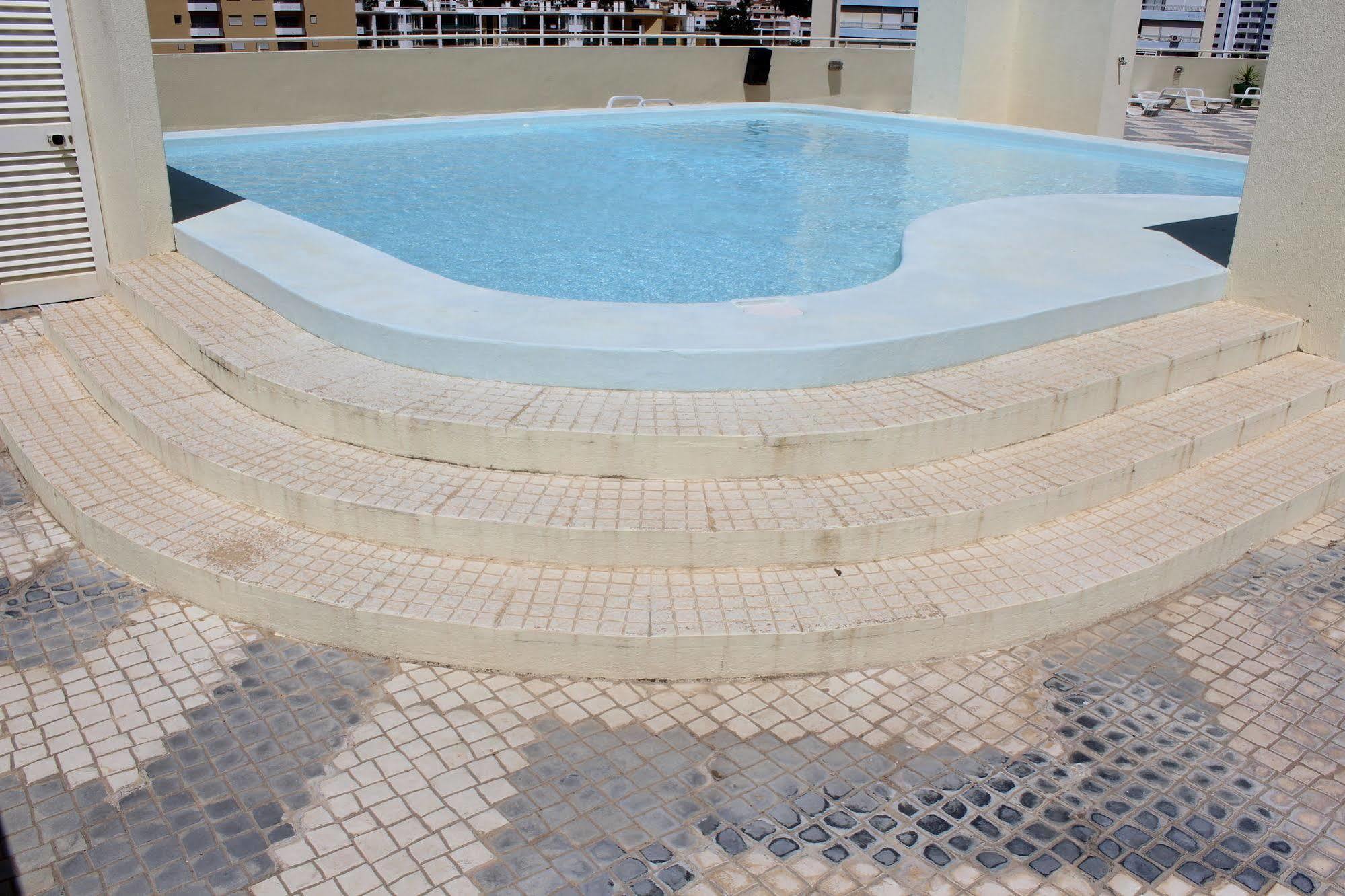 Apartamentos Varandas Da Rocha Portimao Exterior photo