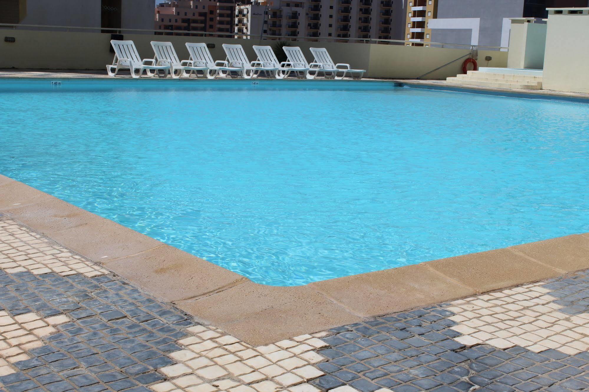 Apartamentos Varandas Da Rocha Portimao Exterior photo