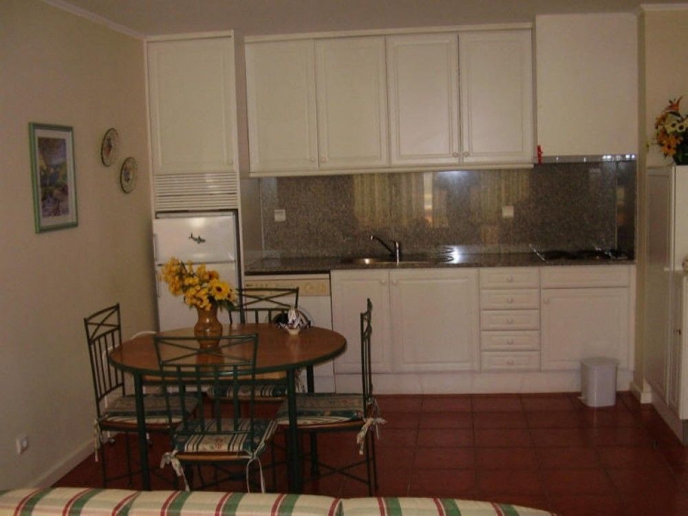 Apartamentos Varandas Da Rocha Portimao Exterior photo